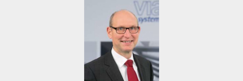 Michael Bois globaler Service-Leiter - viastore baut Kundenbetreuung aus
