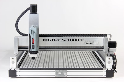 CNC Fräse der Serie High-Z/T mit Verfahrwegen von 1000x600 mm.