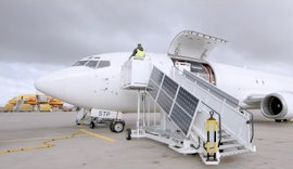 Projektvideo Airport Ground Support Equipment - E-boarding step