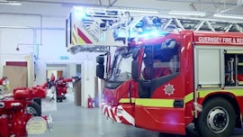 Robuste Sicherheitssteuerungen unterstützen Feuerwehrfahrzeuge bei heißen Einsätzen