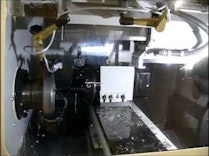 SUMO Megaplex Drehmaschinen-Automation mit Roboter Motoman HP20D von EGS Automatisierungstechnik 